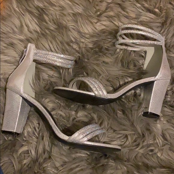 Bella Mamba Silver Shoes - Picture 5 of 6